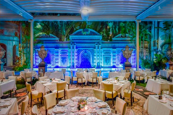 Looking for the most romantic dining restaurants that Miami has to offer, this list will get you started on the perfect evening.