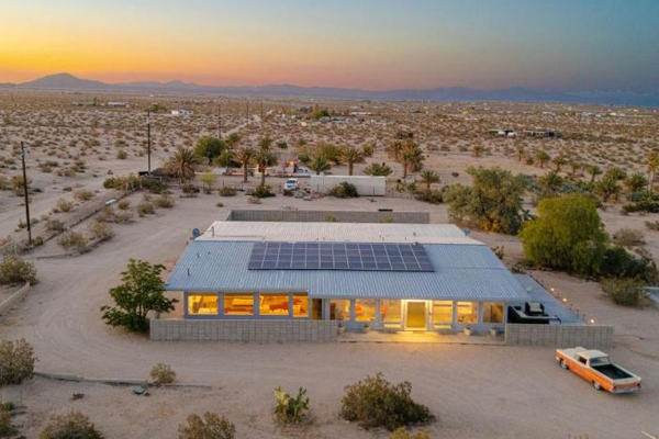This property in Joshua Tree, California is perfect for a getaway or retreat trip. Warm and inviting location with a lot of inspiration.