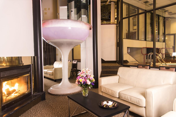champagne tower suite