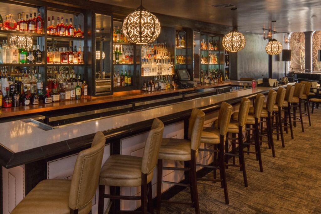 It is cocktail hour in Palm Springs, these are the best bars in which to spend your time, money and the last of your sobriety.